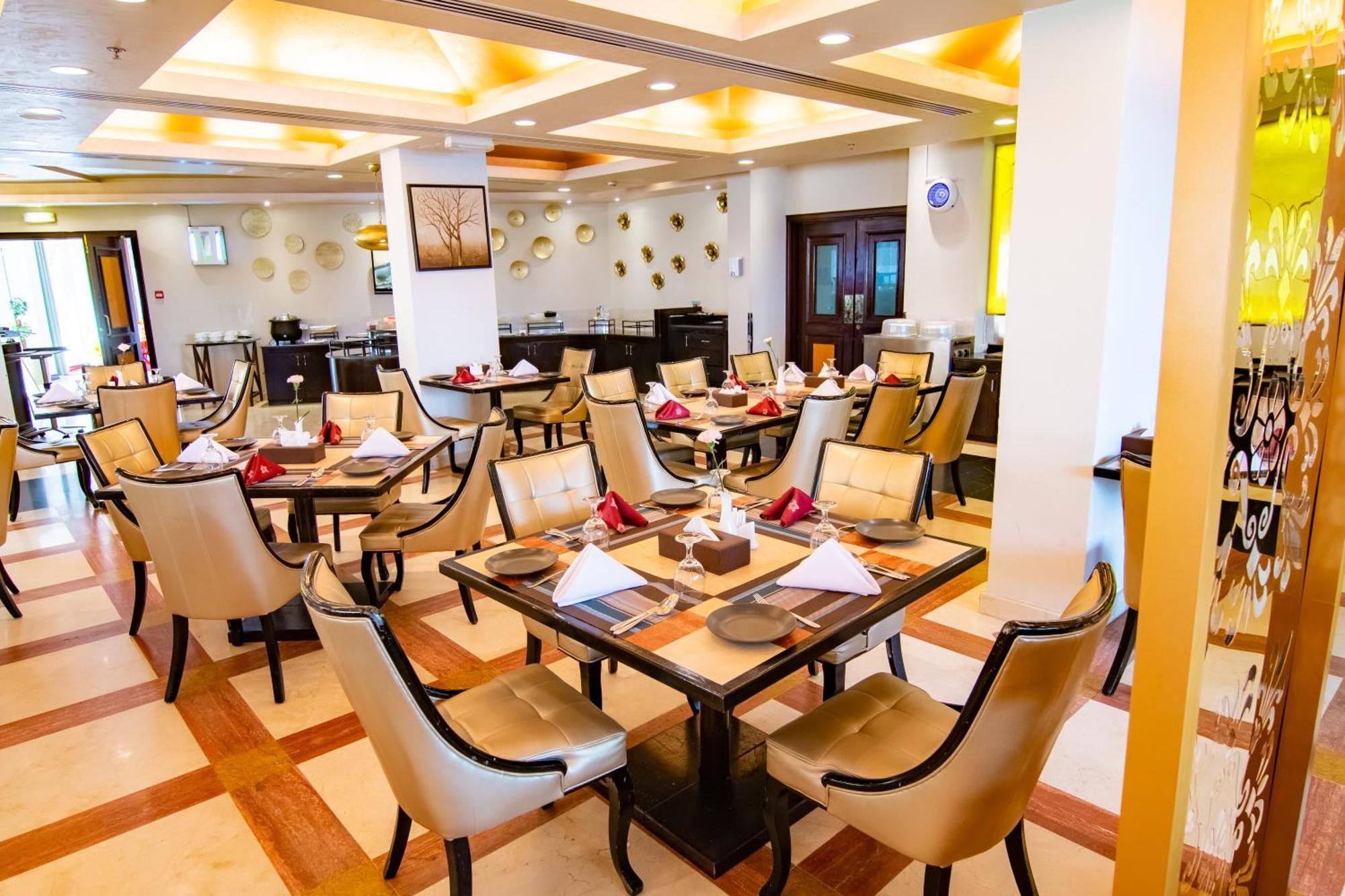 Garden Hotel Muscat By Royal Titan Group Екстериор снимка