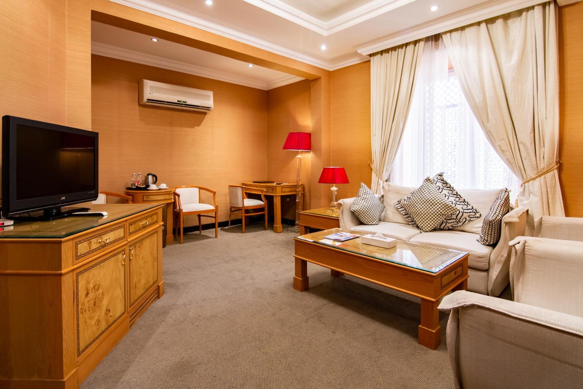 Garden Hotel Muscat By Royal Titan Group Екстериор снимка